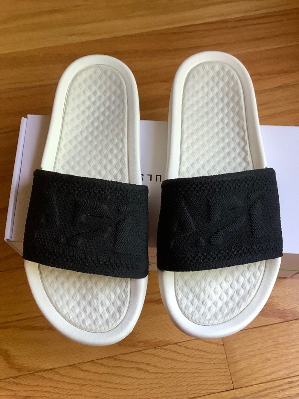 APL Women's Big Logo TechLoom Slide Sandal Black Ivory SZ 10
